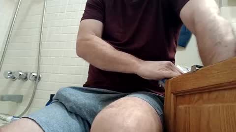 Snapshot of lgck12in chatting on 10/23/25, 12:43 C2bme online show from 10/23/25, 12:43