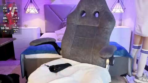 lhiam online show from 04/15/26, 06:26