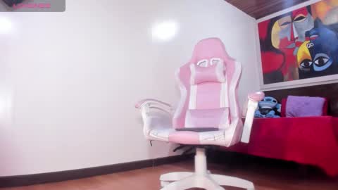 li_arellano online show from 10/18/25, 07:25