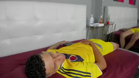 lia78couple online show from 06/23/26, 08:18