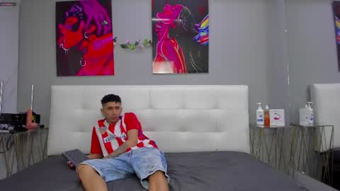 lia78couple online show from 06/25/26, 08:24