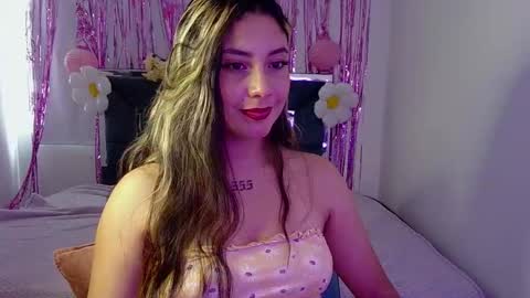 Snapshot of lia_14_ chatting on 10/11/25, 04:27 Lia online show from 10/11/25, 04:27