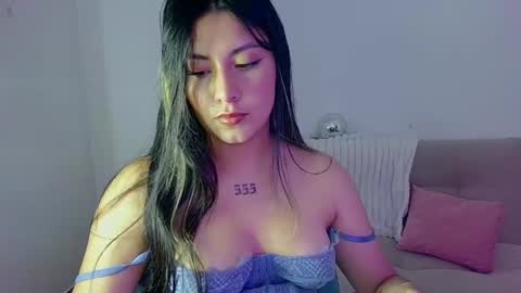 Lia  online show from 06/03/26, 10:26