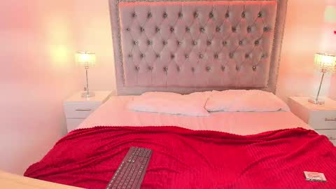 Lia  online show from 09/27/25, 01:10