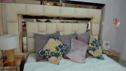 Lia  online show from 06/14/26, 03:08