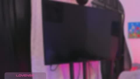 V A L  online show from 03/11/25, 07:03