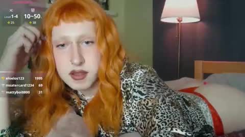 lia_grl online show from 04/03/26, 11:25