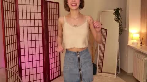 lia_gwen online show from 11/24/25, 01:22