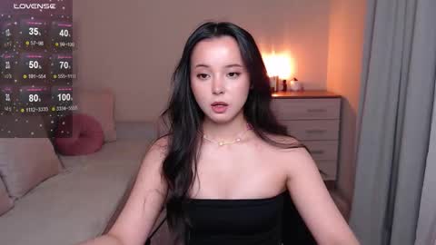 Snapshot of lia_hetty chatting on 11/01/25, 01:46 L I A online show from 11/01/25, 01:46