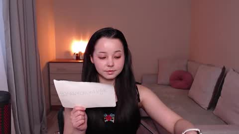 Snapshot of lia_hetty chatting on 12/02/25, 11:04 L I A online show from 12/02/25, 11:04