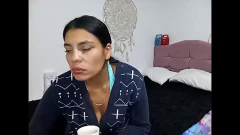 Lia online show from 03/06/26, 07:16