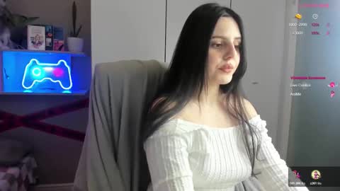 Lia online show from 11/09/25, 02:37