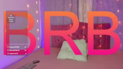 Snapshot of lia_little18 chatting on 02/09/25, 06:43 lia_little18 online show from 02/09/25, 06:43