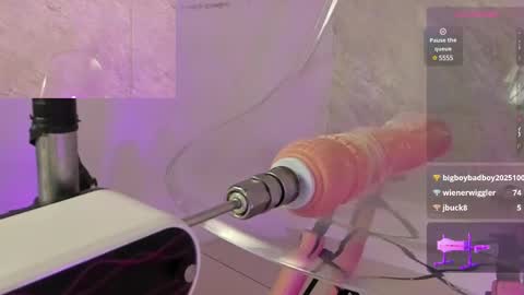 Snapshot of lia_little18 chatting on 02/13/25, 10:02 lia_little18 online show from 02/13/25, 10:02