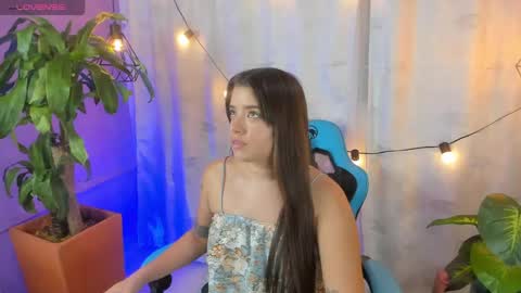 Snapshot of lia_little18 chatting on 05/17/26, 09:11 lia_little18 online show from 05/17/26, 09:11