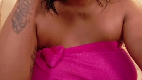 lia_mariana online show from 09/14/25, 08:24