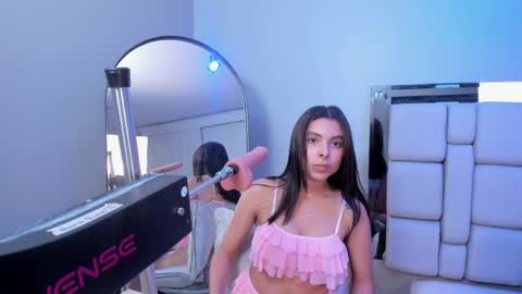 lia_owenss online show from 05/17/26, 06:59