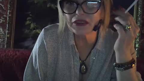 lia_raysss online show from 03/22/26, 08:56