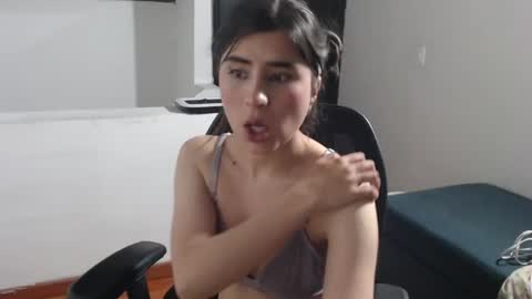 liaaa online show from 06/11/26, 02:53