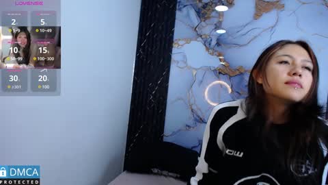 Snapshot of lia_summer1 chatting on 02/07/25, 12:06 lia summer1 online show from 02/07/25, 12:06