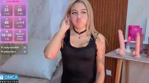 Snapshot of lia_summer1 chatting on 09/08/25, 07:13 lia summer1 online show from 09/08/25, 07:13