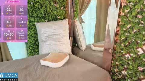 Snapshot of lia_summer1 chatting on 10/13/25, 07:03 lia summer1 online show from 10/13/25, 07:03