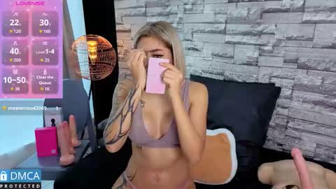 Snapshot of lia_summer1 chatting on 11/28/25, 07:38 lia summer1 online show from 11/28/25, 07:38