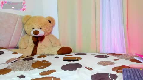 Lia Sweetty online show from 04/18/26, 12:03