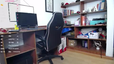 Lia Taylor online show from 09/22/25, 12:07