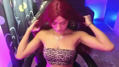 lia_varel online show from 05/11/26, 01:06