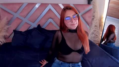 Lia  online show from 03/02/26, 01:40