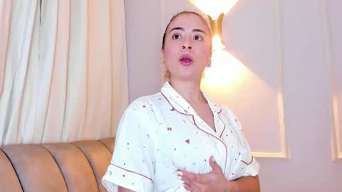 liz walton online show from 10/14/25, 03:57