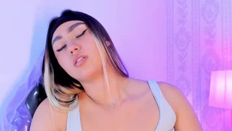 Liaa online show from 04/11/26, 07:45