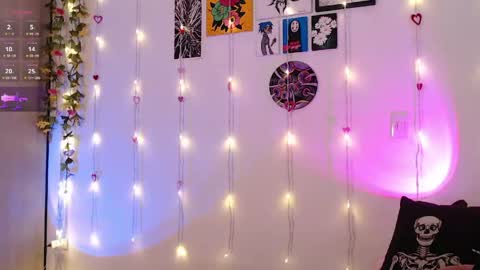 Liaa  online show from 05/15/26, 11:34