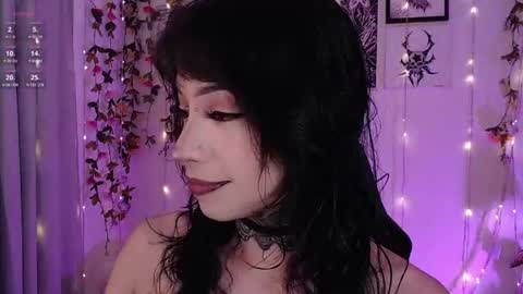 Snapshot of liaa_rodriguezz chatting on 06/25/26, 12:21 Liaa online show from 06/25/26, 12:21