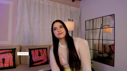Lia online show from 04/29/26, 12:09