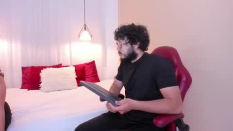Lia Bell online show from 07/28/26, 12:01