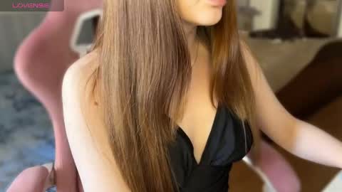 Lia online show from 05/19/26, 05:36