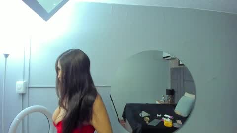 liablossom_ online show from 04/17/26, 11:35