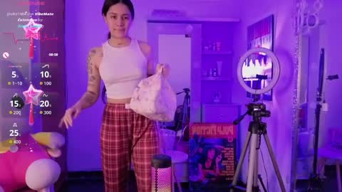 Lia Butera online show from 04/07/26, 10:42