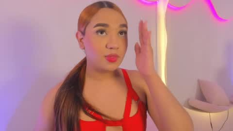 La  online show from 04/28/26, 08:36