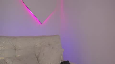 La  online show from 05/23/26, 09:30