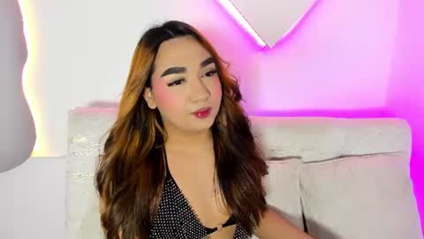 La  online show from 07/25/26, 03:59