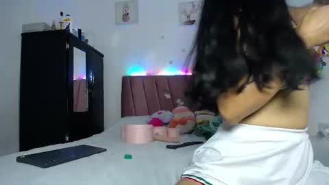 liahdiaz_ online show from 07/01/26, 02:07