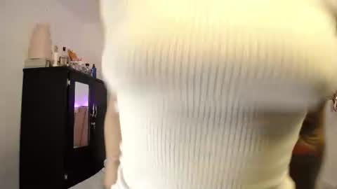 liahdiaz_ online show from 07/06/26, 03:03