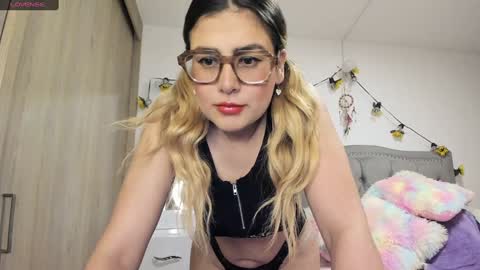 Lia  online show from 02/26/25, 01:00