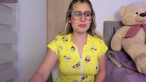 Snapshot of liahkimi chatting on 11/05/25, 11:16 Lia online show from 11/05/25, 11:16