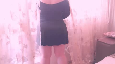 Snapshot of liahsofty chatting on 01/12/25, 11:17 miss Lia colection for travel online show from 01/12/25, 11:17