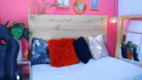 lia online show from 04/04/26, 06:38