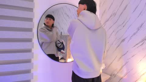 Snapshot of liam_055 chatting on 01/10/25, 06:42 Liam online show from 01/10/25, 06:42